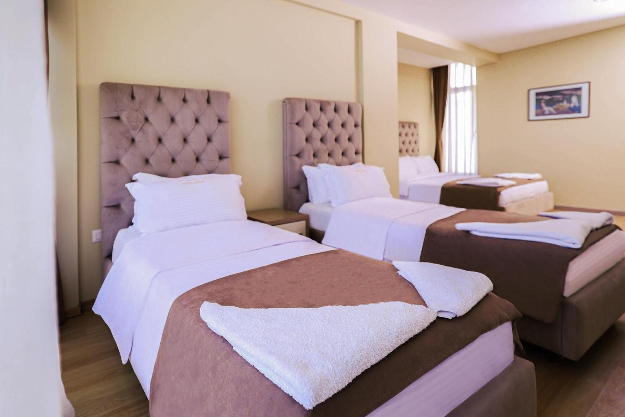Hotel Frojd - Beach Front Resort Шенгін Екстер'єр фото