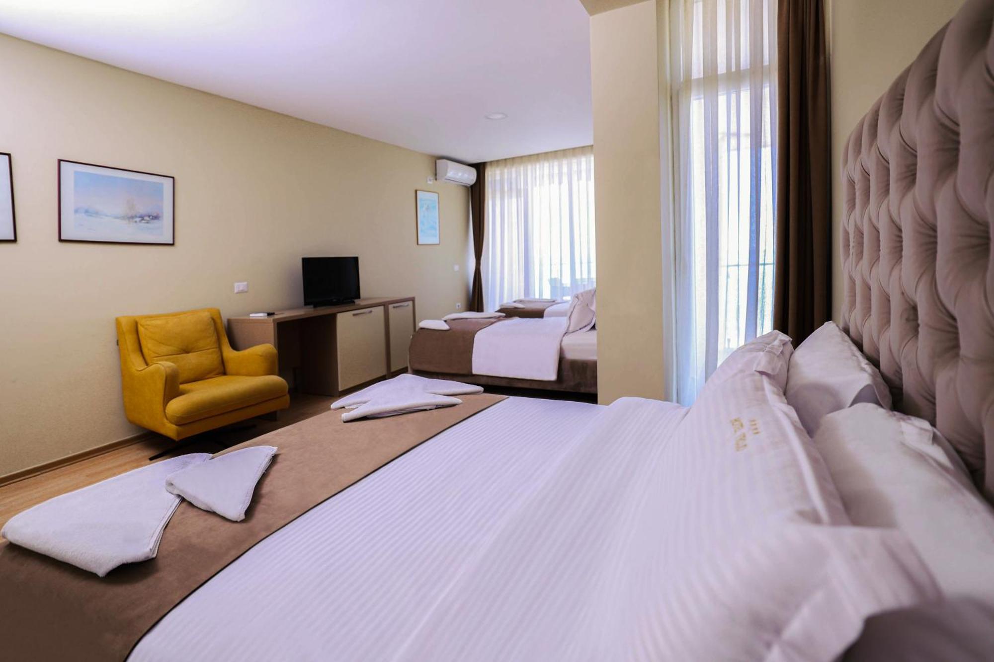 Hotel Frojd - Beach Front Resort Шенгін Екстер'єр фото